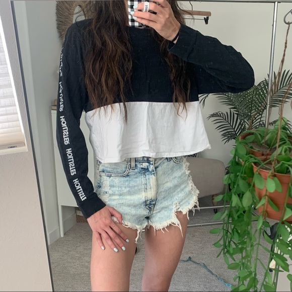 🪴$5/25🪴 Hollister Colorblock Black White Cropped Long Sleeve Shirt Top Medium - Picture 2 of 14